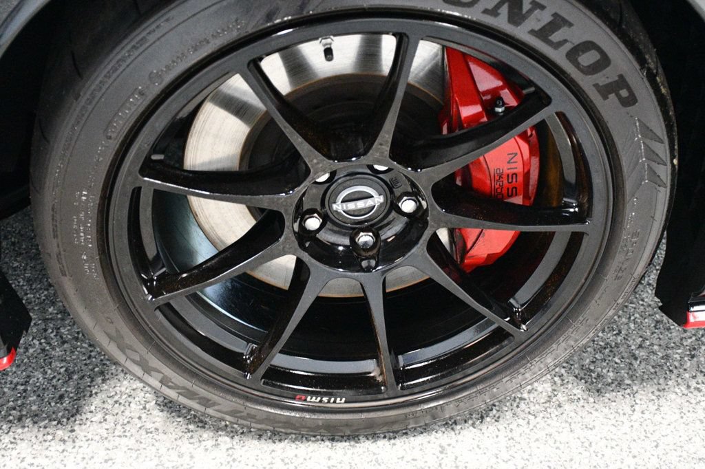 Used 2025 Nissan Z NISMO w/ Floor Mat Package RWD image 21