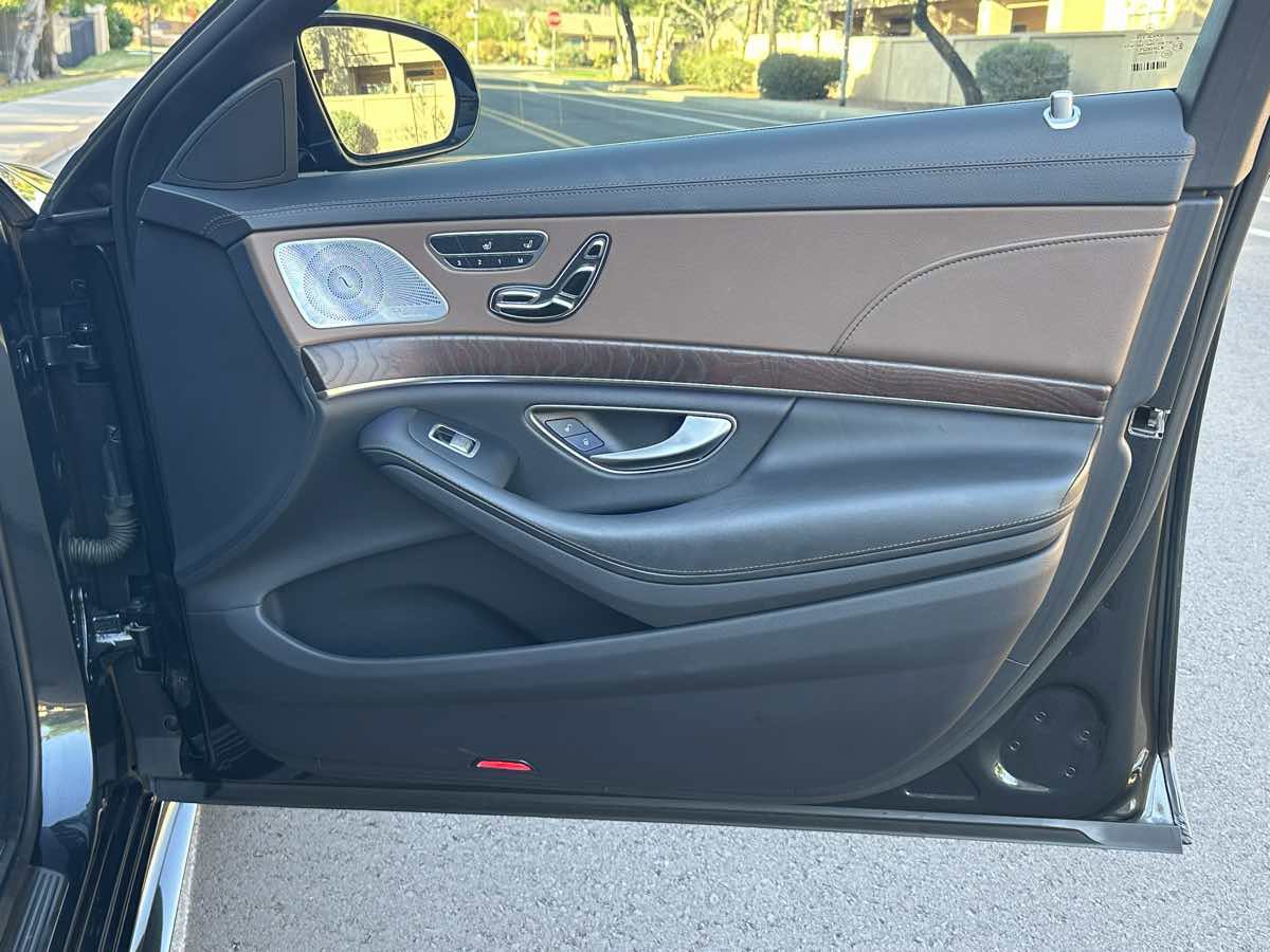 Used 2019 Mercedes-Benz S 560 Sedan image 51