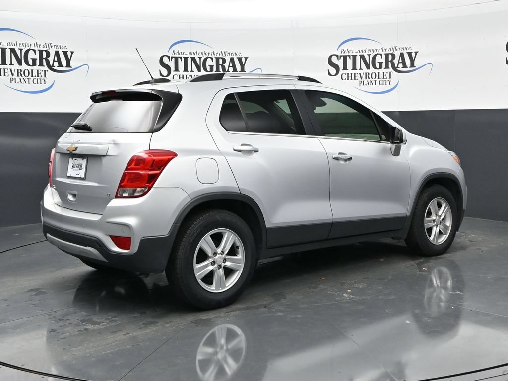 Used 2020 Chevrolet Trax LT w/ Driver Confidence Package FWD image 7