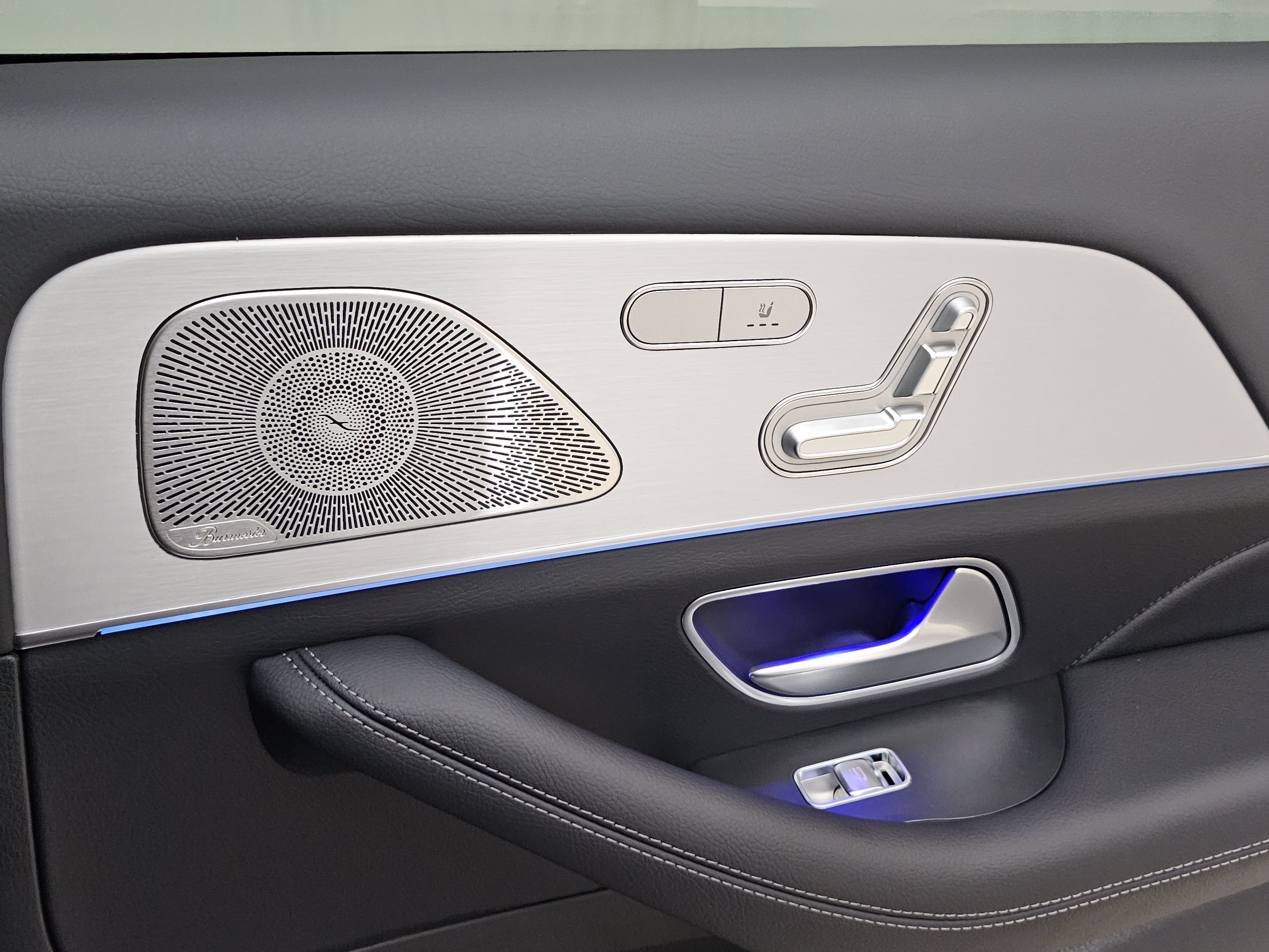 New 2026 Mercedes-Benz GLS 450 4MATIC image 33