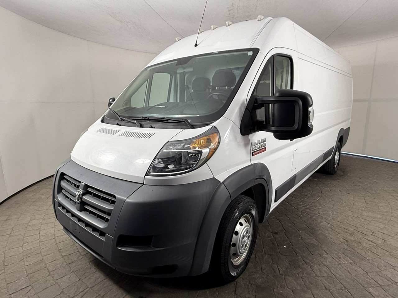 Used 2015 RAM ProMaster 3500 FWD image 3