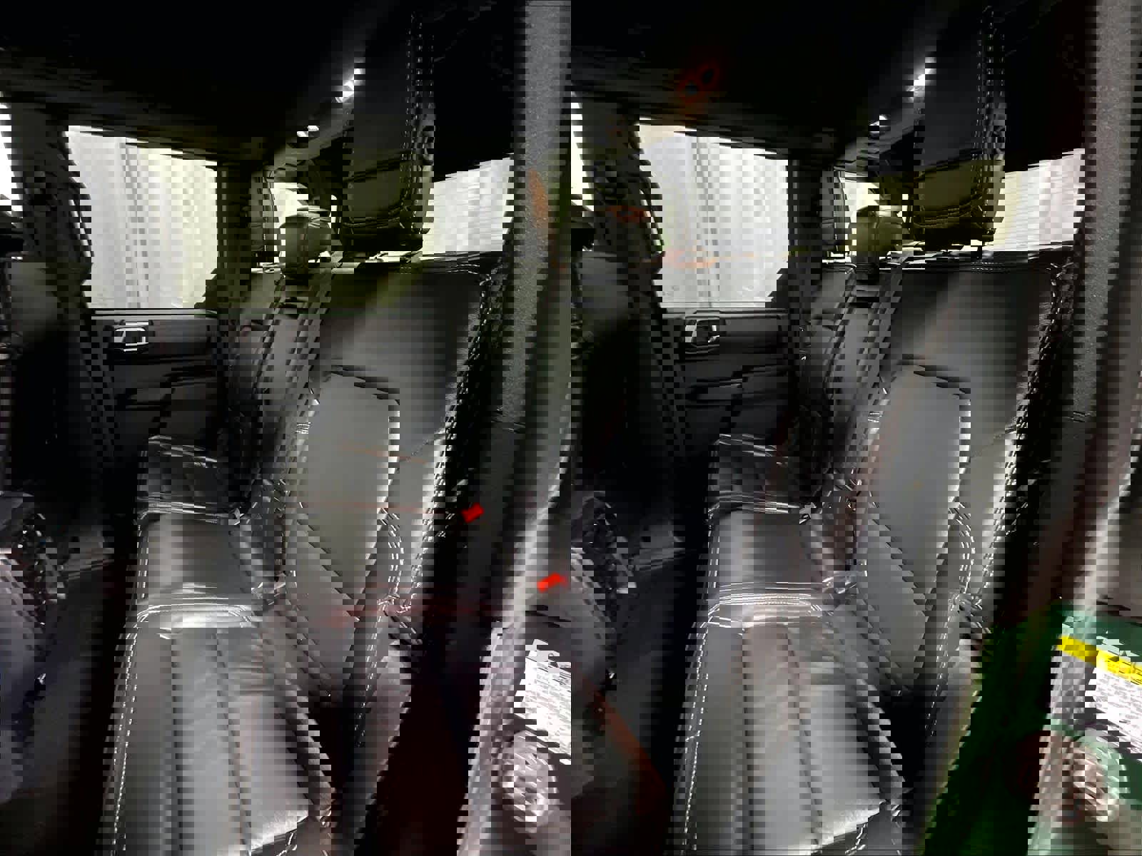 Used 2025 Ford Bronco Outer Banks image 15