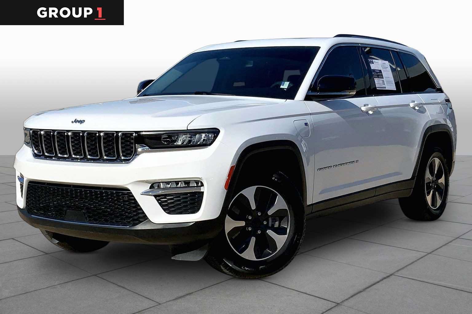 Used 2022 Jeep Grand Cherokee Limited 4xe AWD/4WD image 1