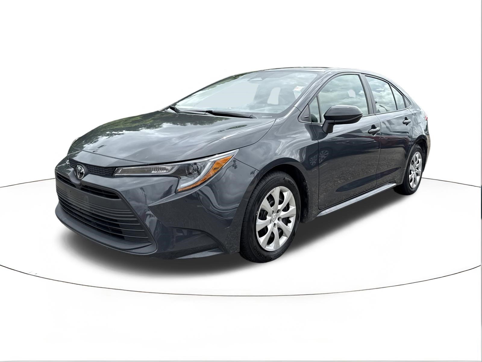 Used 2024 Toyota Corolla LE FWD image 7