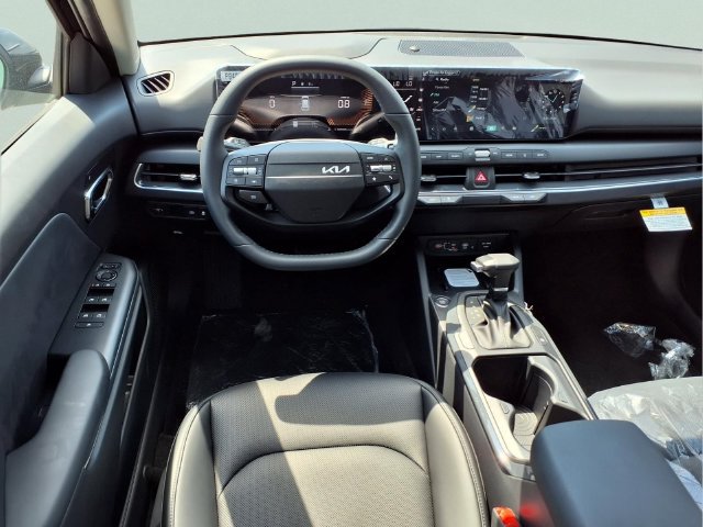 New 2026 Kia K4 EX FWD image 11