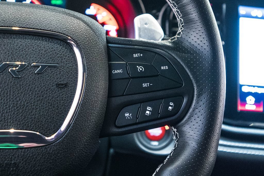 Used 2021 Dodge Durango SRT Hellcat w/ Technology Group AWD/4WD image 21