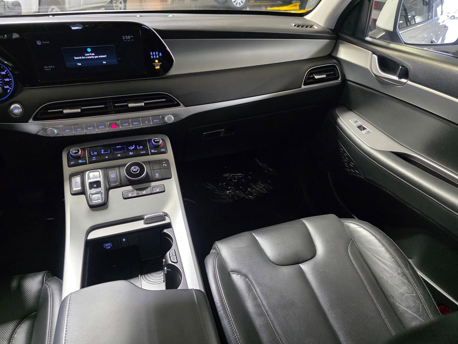 Used 2022 Hyundai Palisade SEL w/ 8P Bench Seat Package FWD image 18