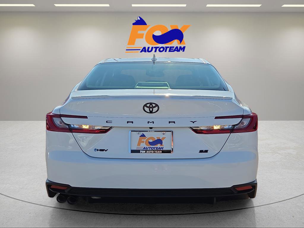 Used 2026 Toyota Camry SE w/ Multimedia Upgrade Package FWD image 4