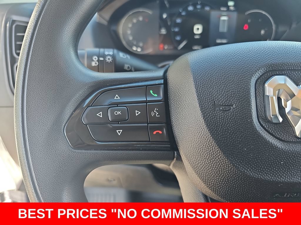 Used 2025 RAM ProMaster 2500 w/ U-Haul Equipment Group FWD image 16