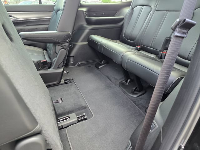 New 2026 Jeep Grand Wagoneer 4WD w/ Premium Group I image 34