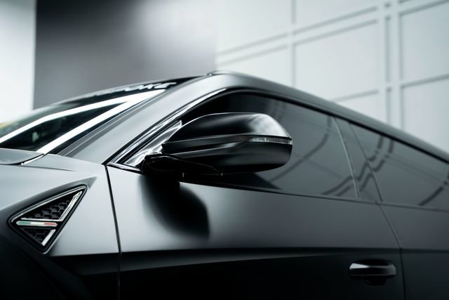 Used 2021 Lamborghini Urus AWD/4WD image 4