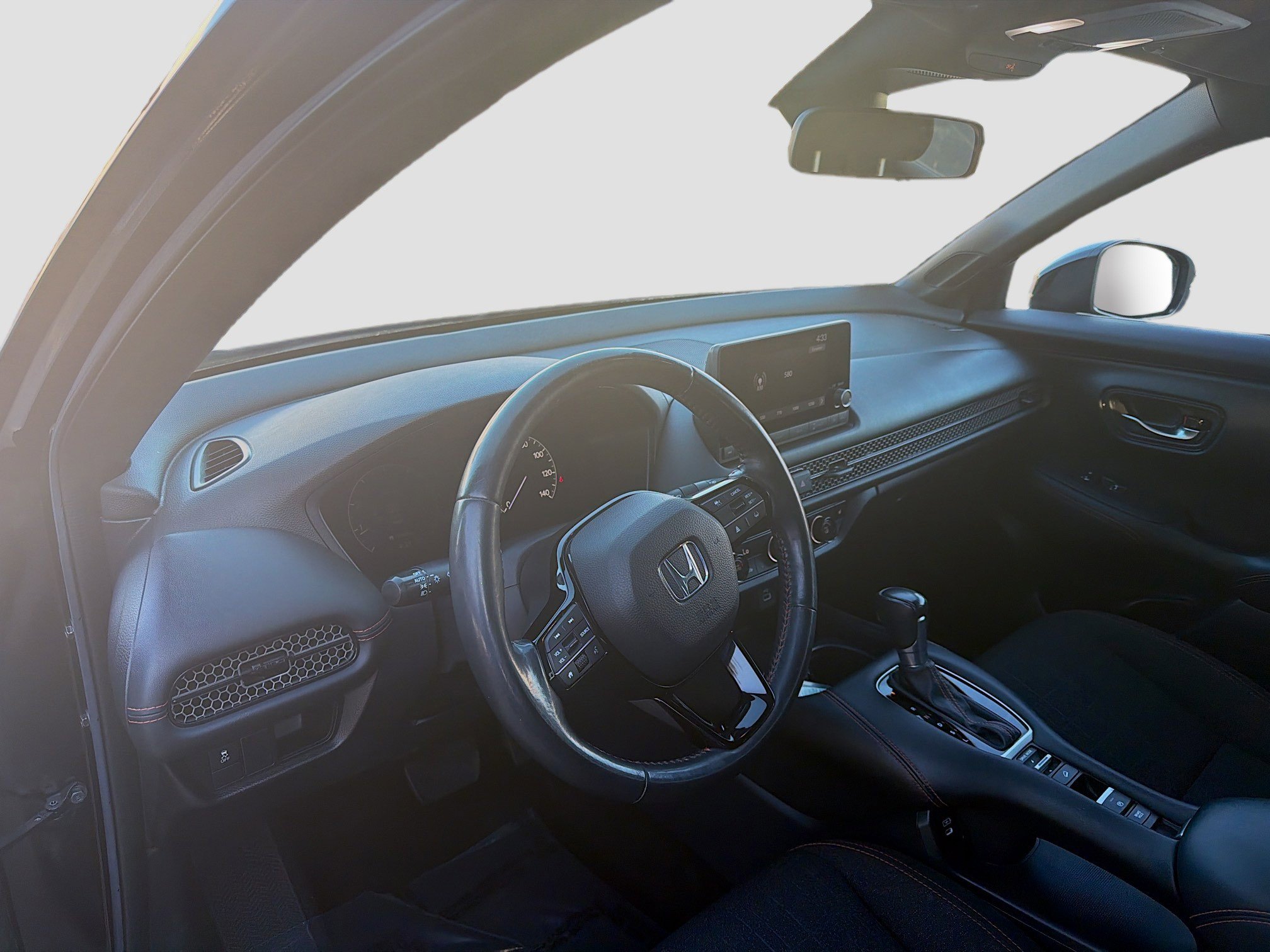 Used 2024 Honda HR-V Sport image 9