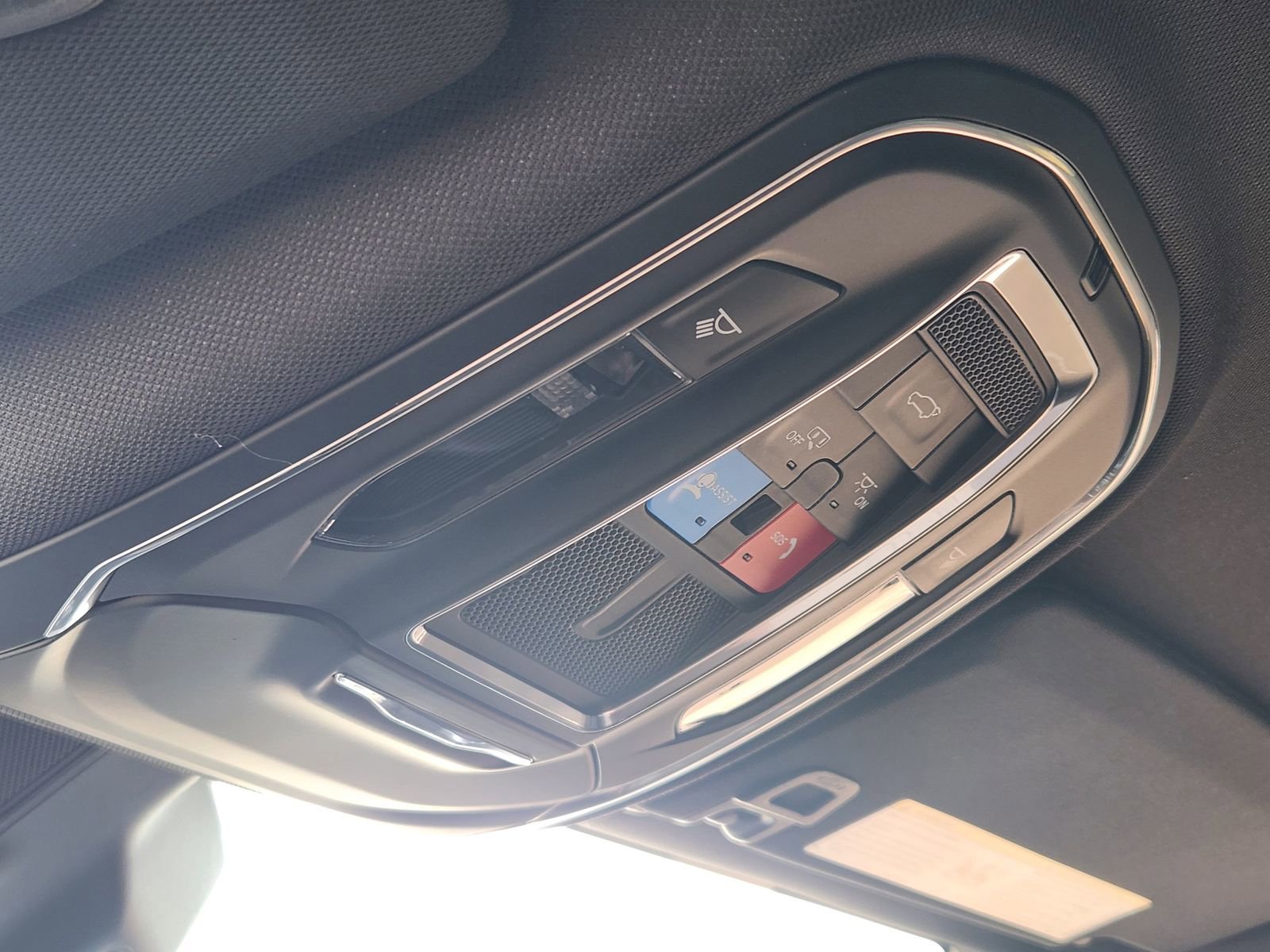 Used 2025 Jeep Grand Cherokee Limited RWD image 27
