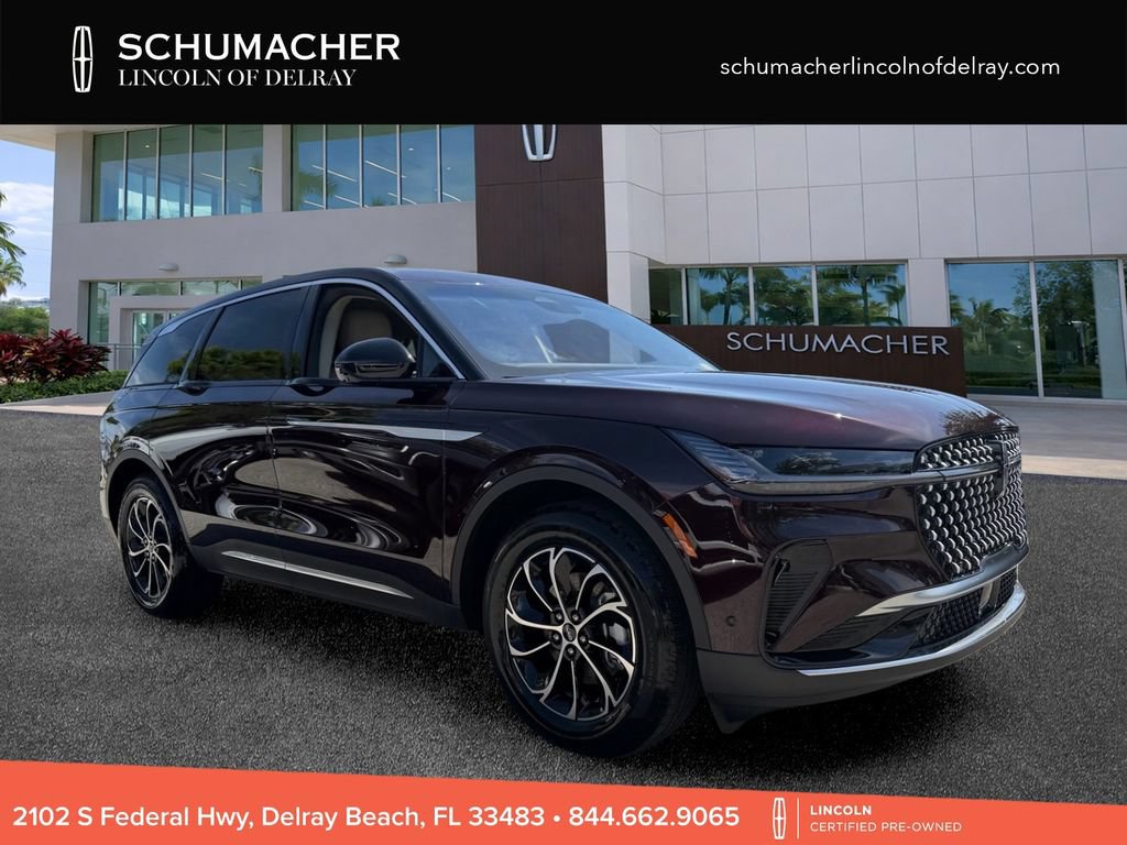Used 2024 Lincoln Nautilus Premier AWD/4WD image 1