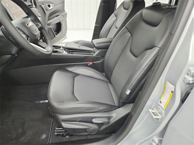 New 2026 Jeep Compass Latitude image 19