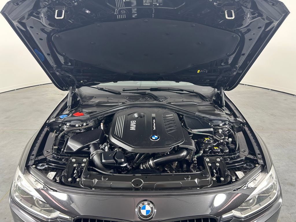 Used 2018 BMW 340i xDrive Sedan w/ Premium Package AWD/4WD image 30