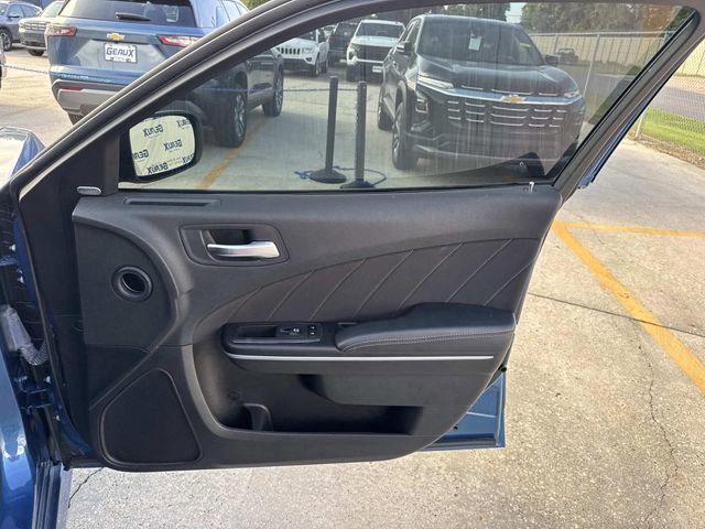Used 2022 Dodge Charger R/T RWD image 31