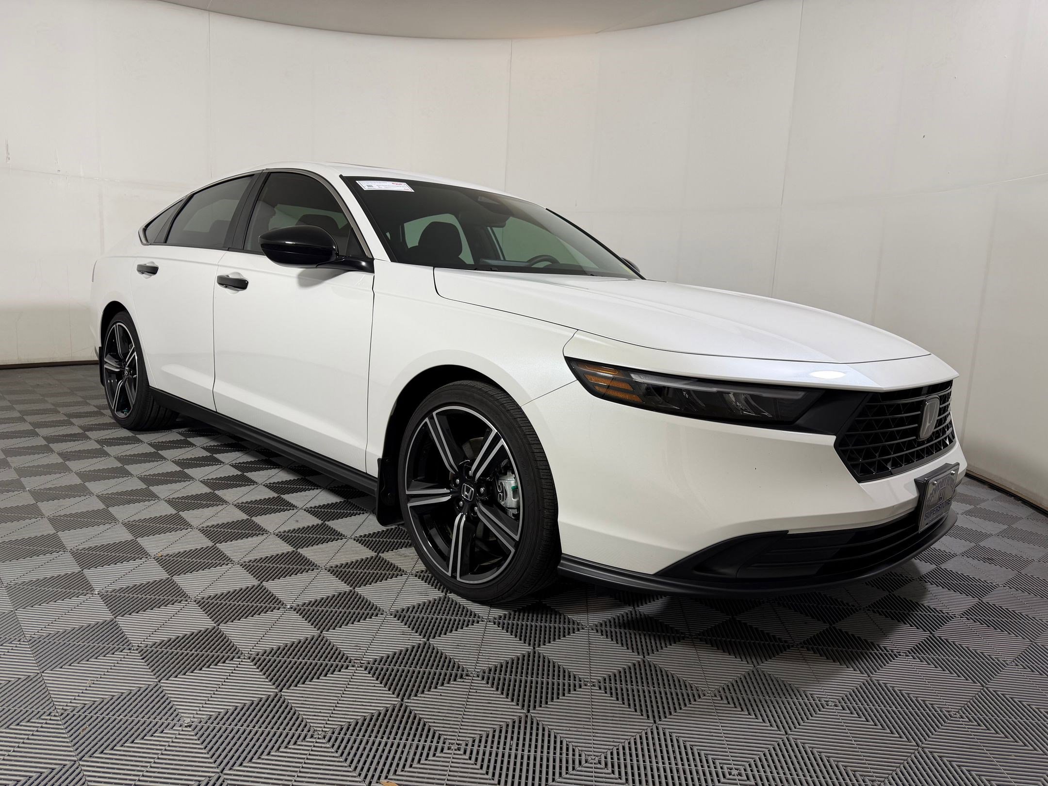 Certified 2025 Honda Accord Sport image 6