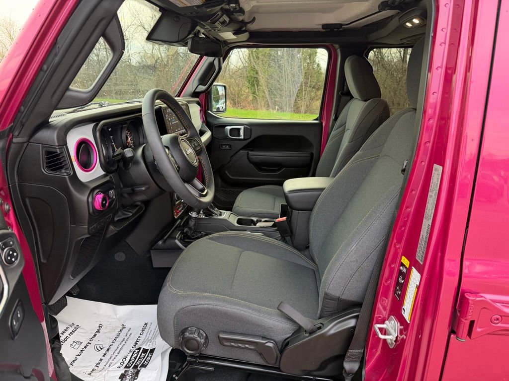 Used 2024 Jeep Wrangler Willys image 11