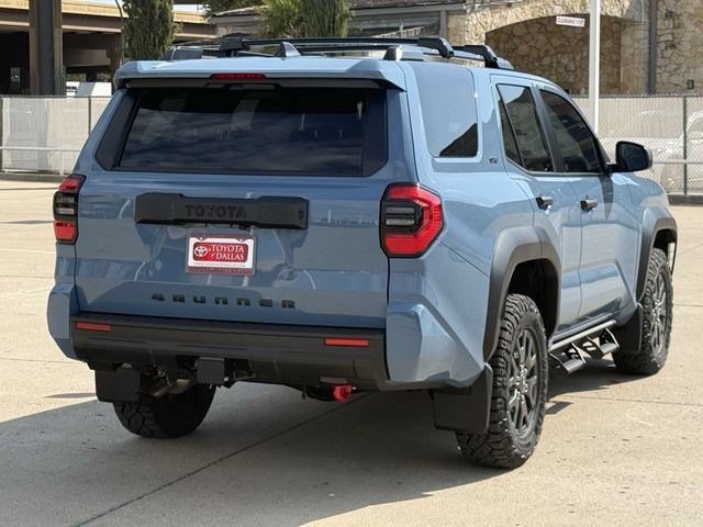 New 2026 Toyota 4Runner SR5 AWD/4WD image 4