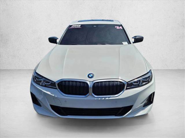 Used 2024 BMW 330e image 2