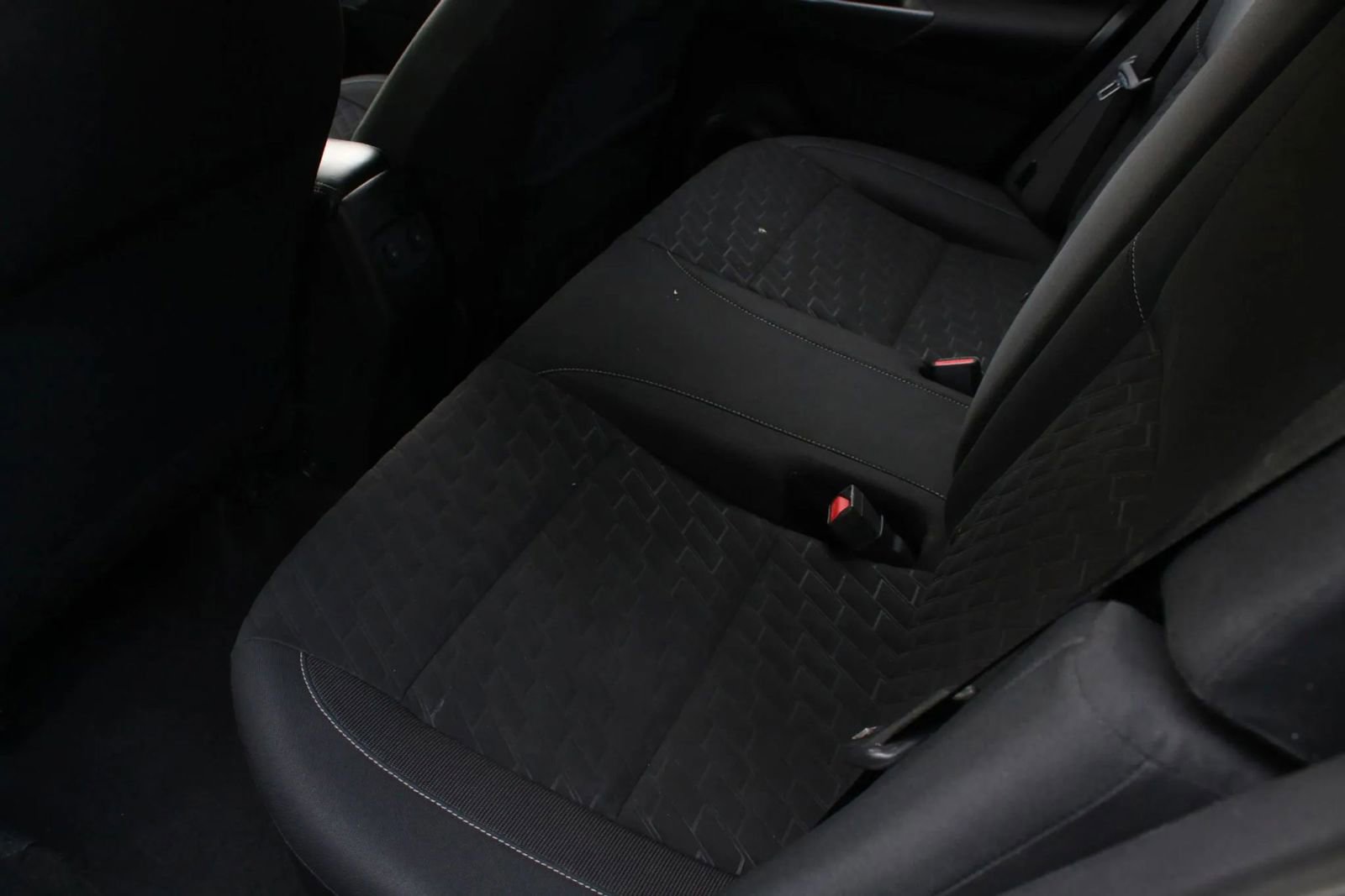 Used 2021 Nissan Kicks SV image 18