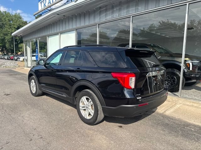 Used 2023 Ford Explorer XLT AWD/4WD image 4