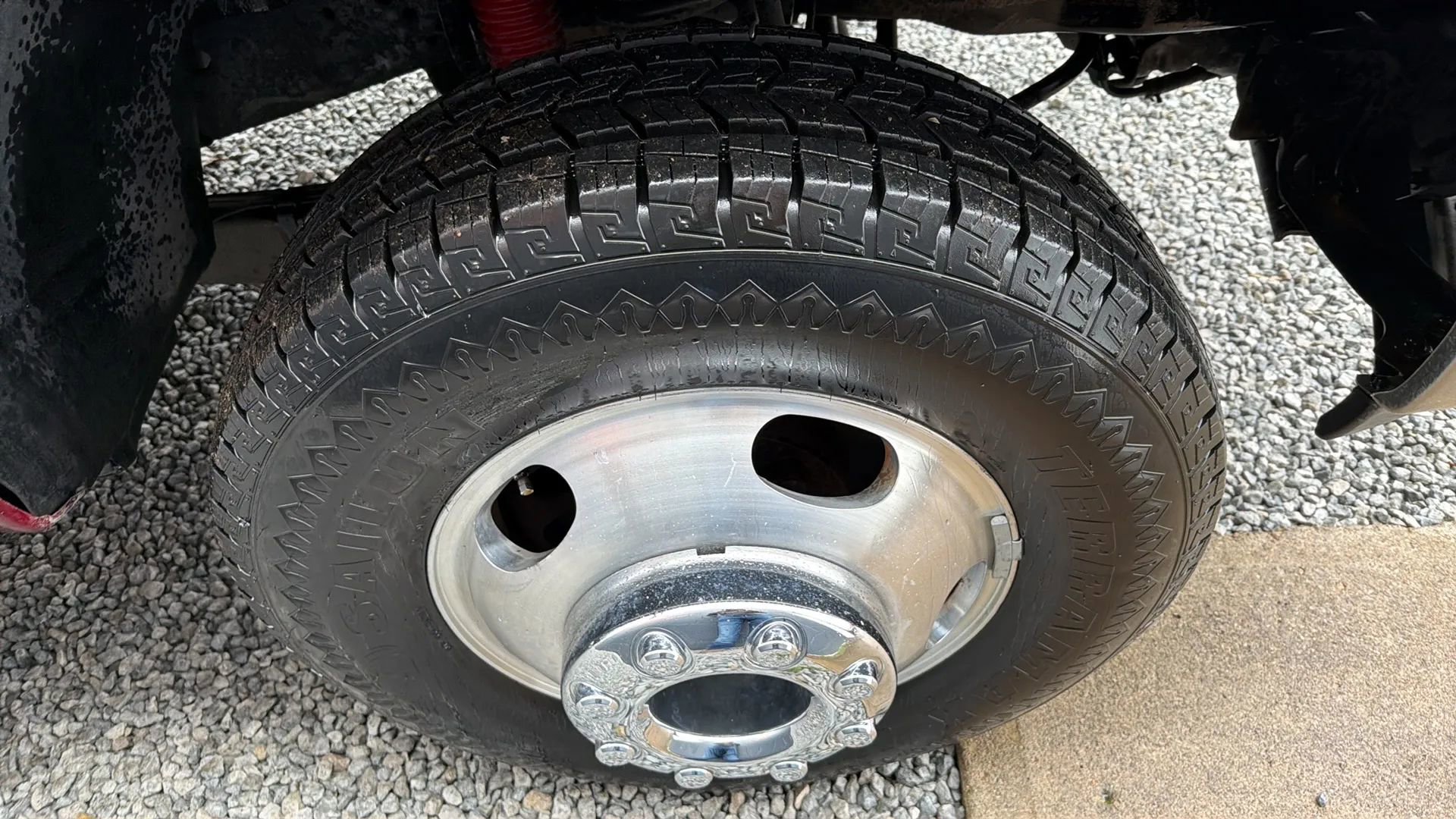 Used 2005 Ford F350 Lariat image 7