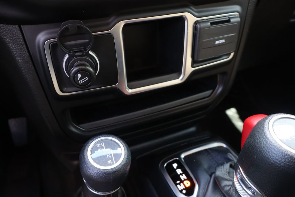 Used 2022 Jeep Gladiator Sport AWD/4WD image 25