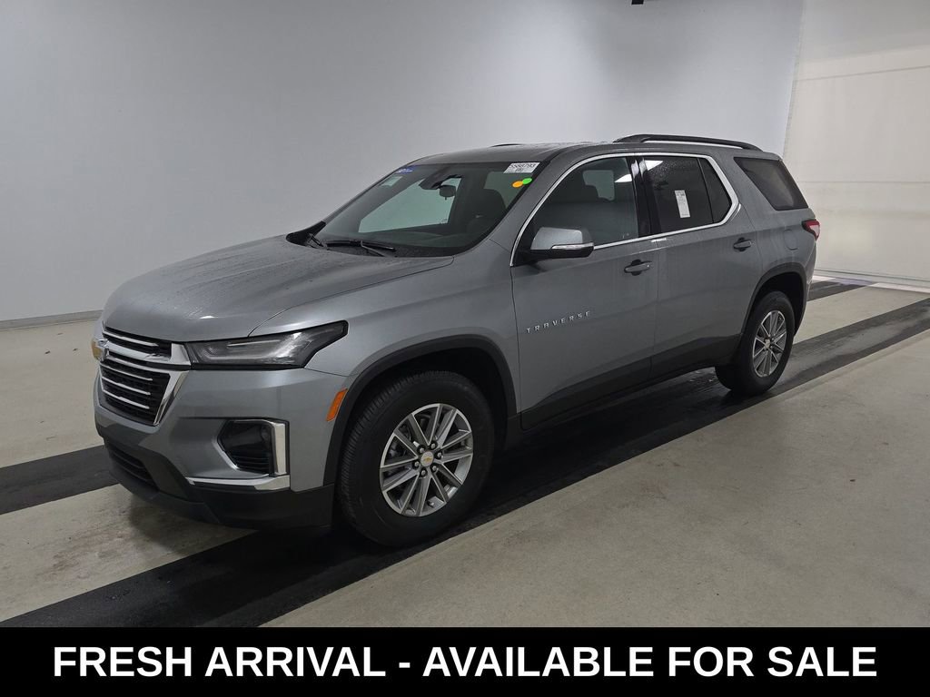 Used 2023 Chevrolet Traverse LT image 4
