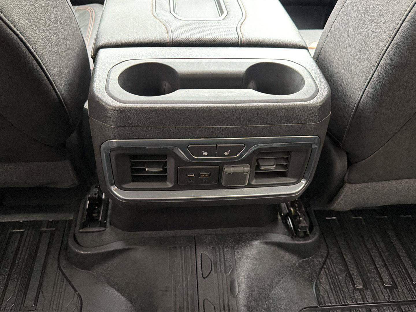 Certified 2019 GMC Sierra 1500 AT4 w/ Off Road Performance Package AWD/4WD image 20