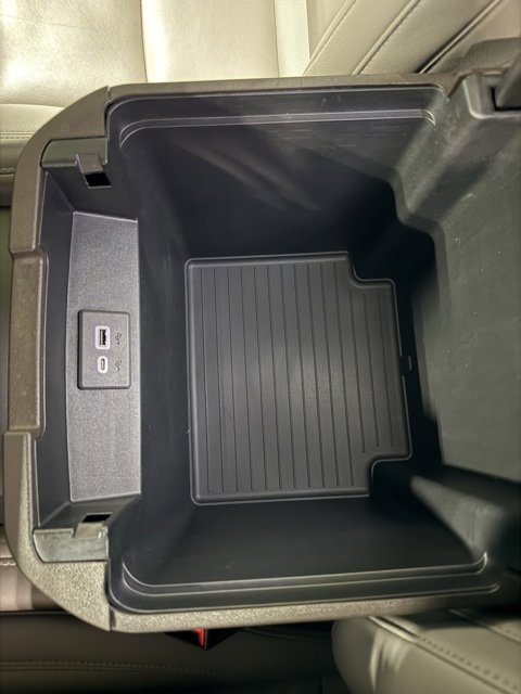 Used 2022 Chevrolet Tahoe LT w/ Luxury Package image 27