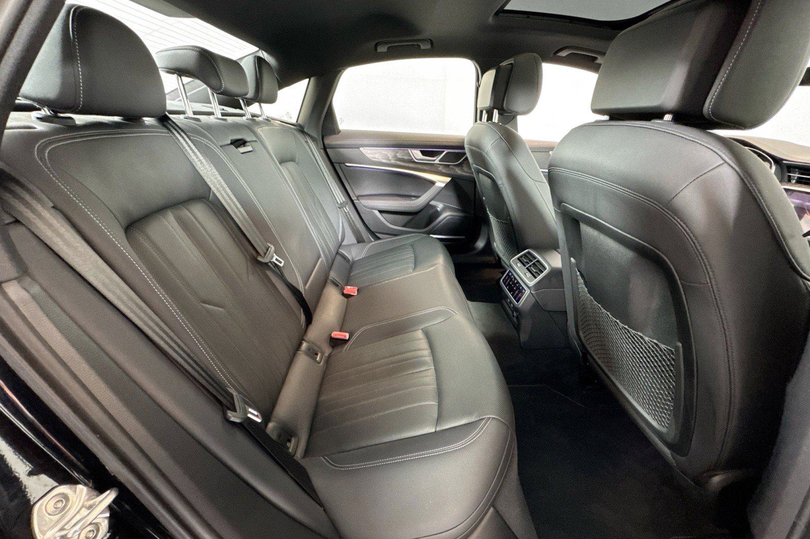 Used 2025 Audi A6 Premium Plus w/ Premium Plus Package image 26