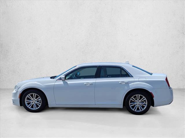 Used 2019 Chrysler 300 Touring L w/ Quick Order Package 22F RWD image 8