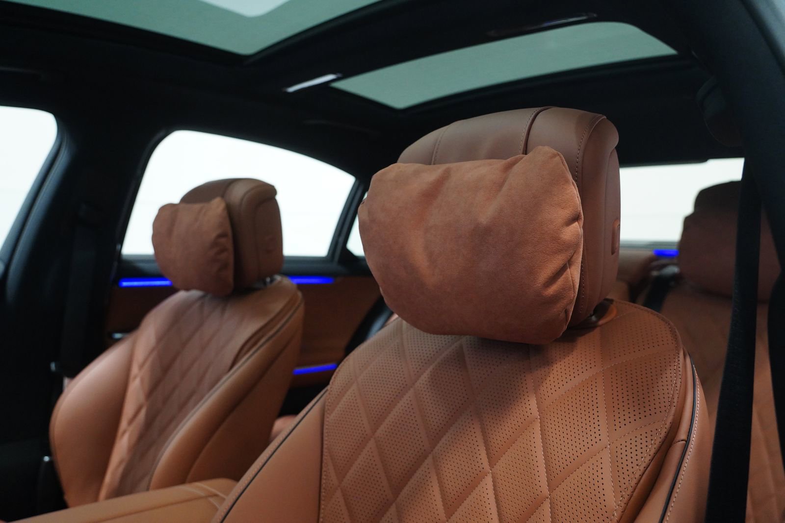 New 2026 Mercedes-Benz S 580 4MATIC Sedan image 16