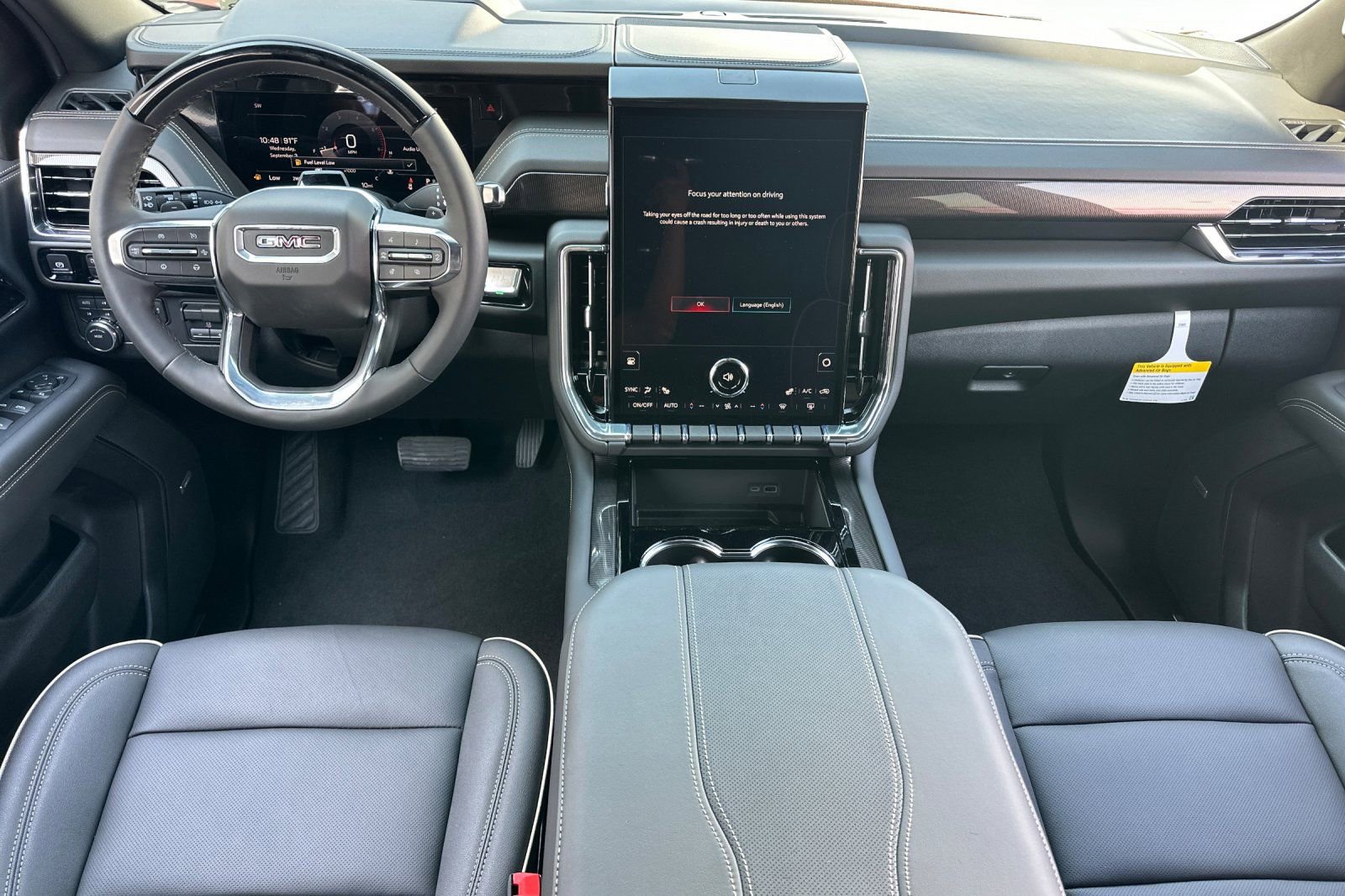 Used 2025 GMC Yukon XL Elevation image 12