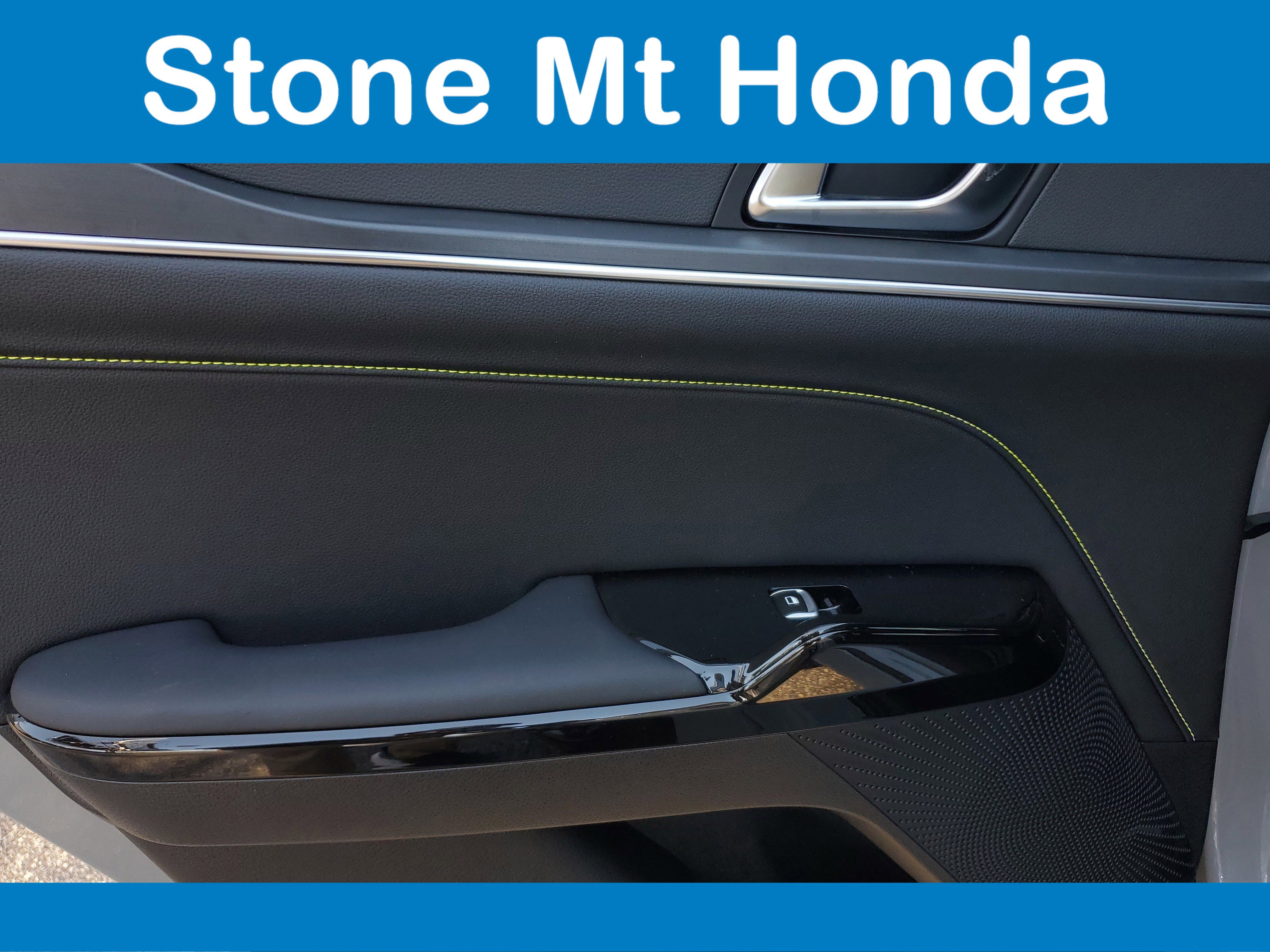 Used 2025 Kia K5 GT image 11