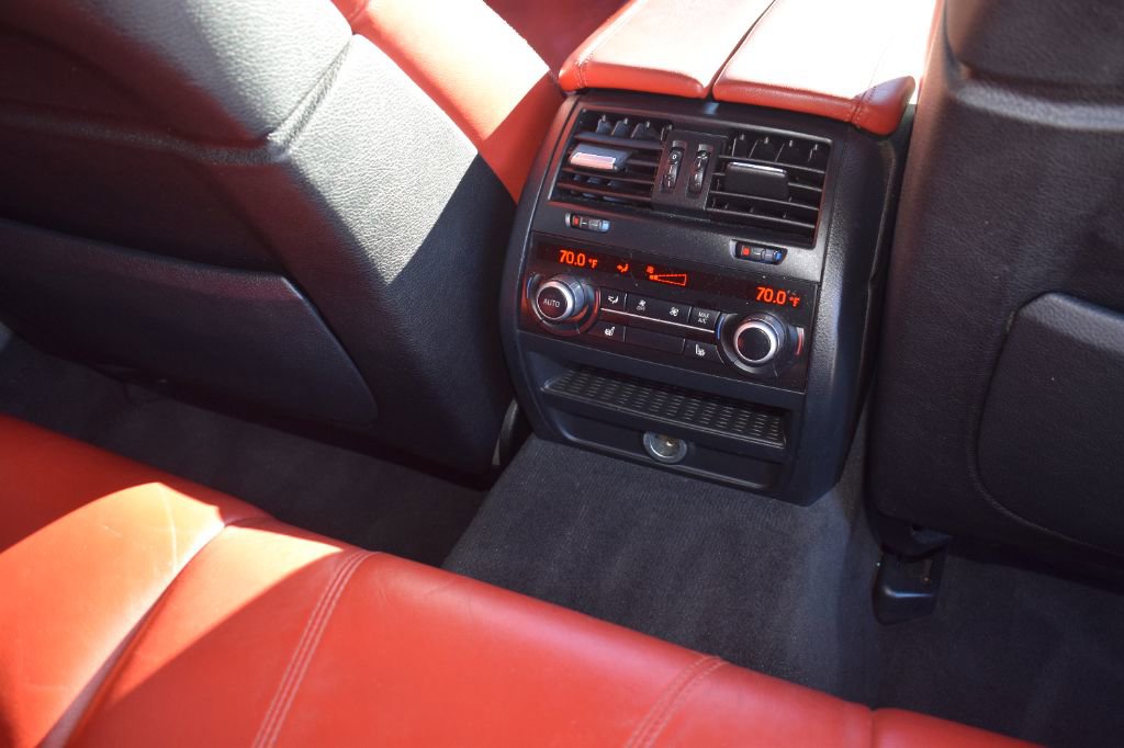 Used 2013 BMW M5 image 15