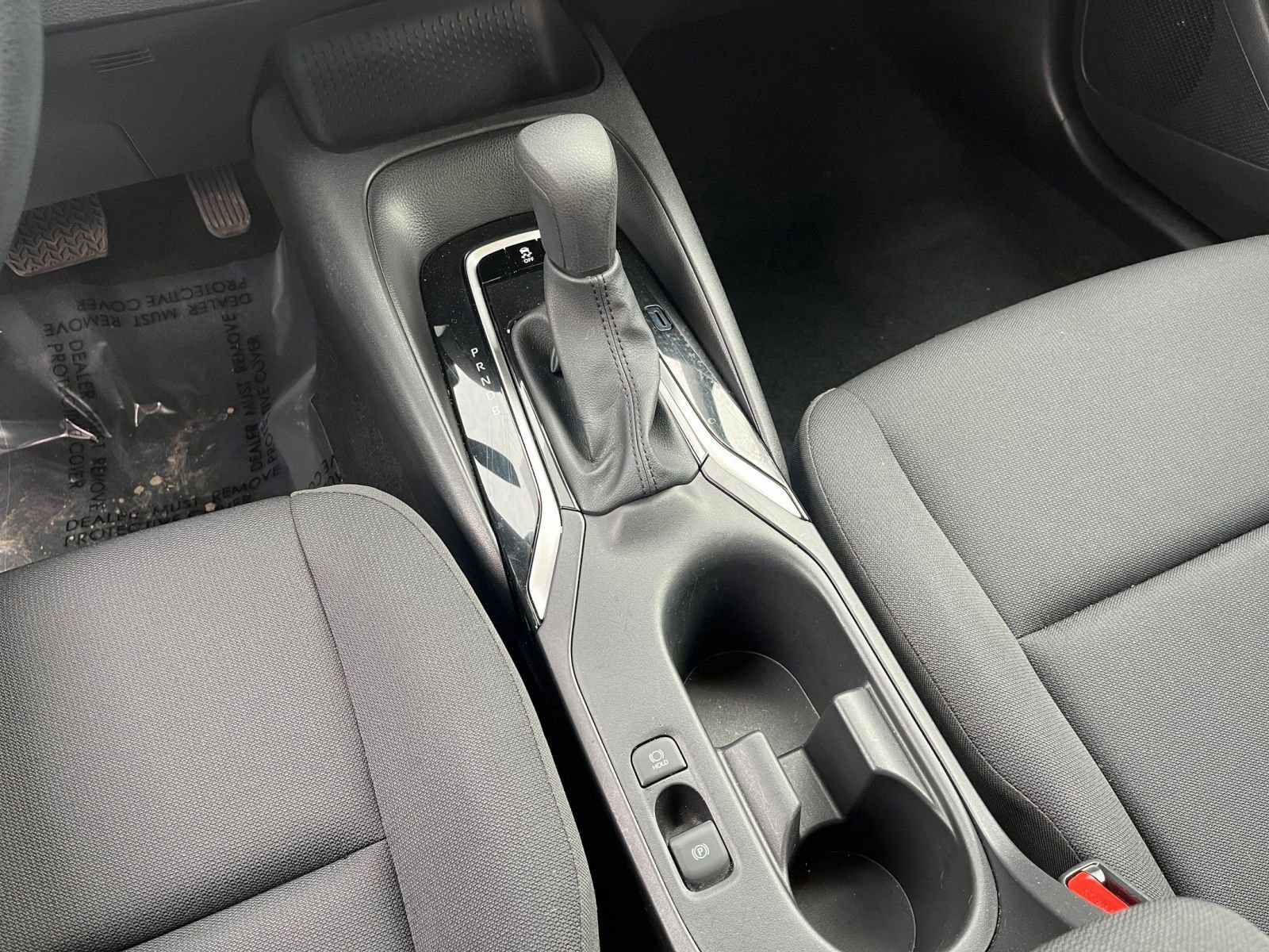 Used 2025 Toyota Corolla LE image 39