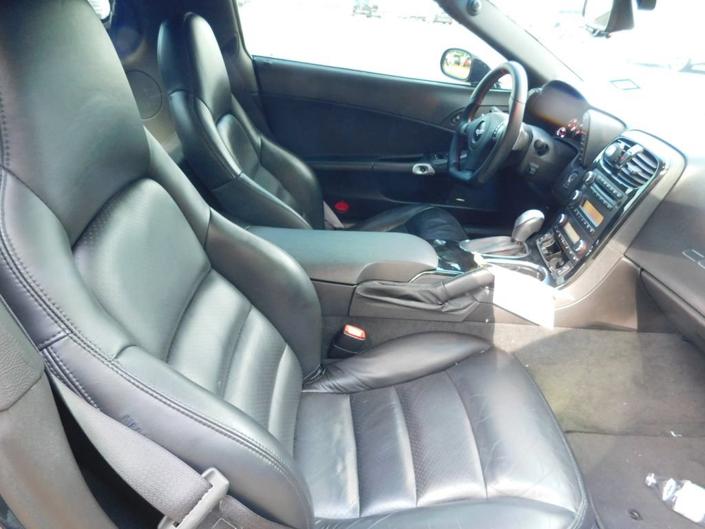Used 2009 Chevrolet Corvette Coupe w/ Preferred Equipment Group RWD image 5