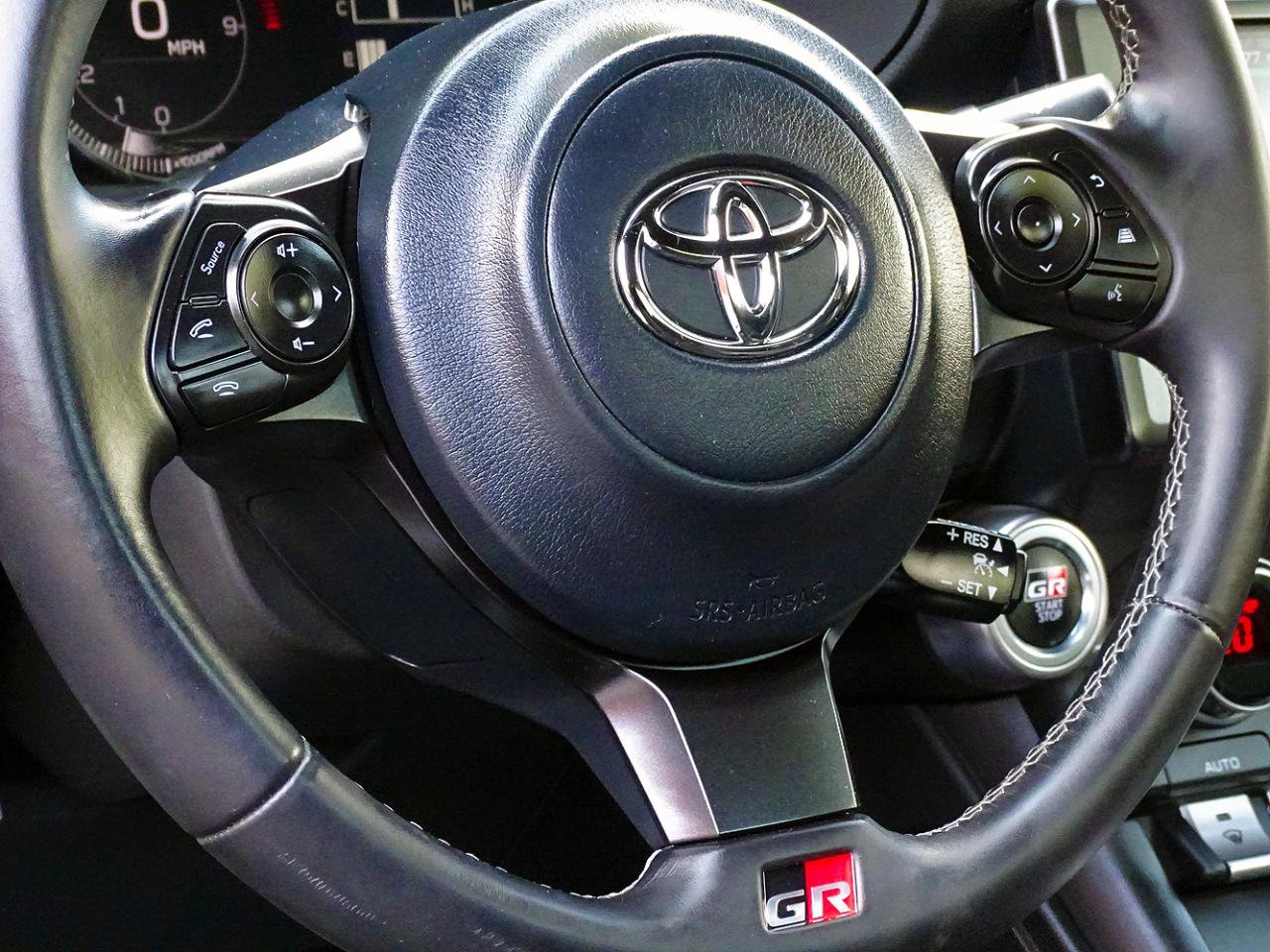 Used 2024 Toyota GR86 Premium RWD image 28