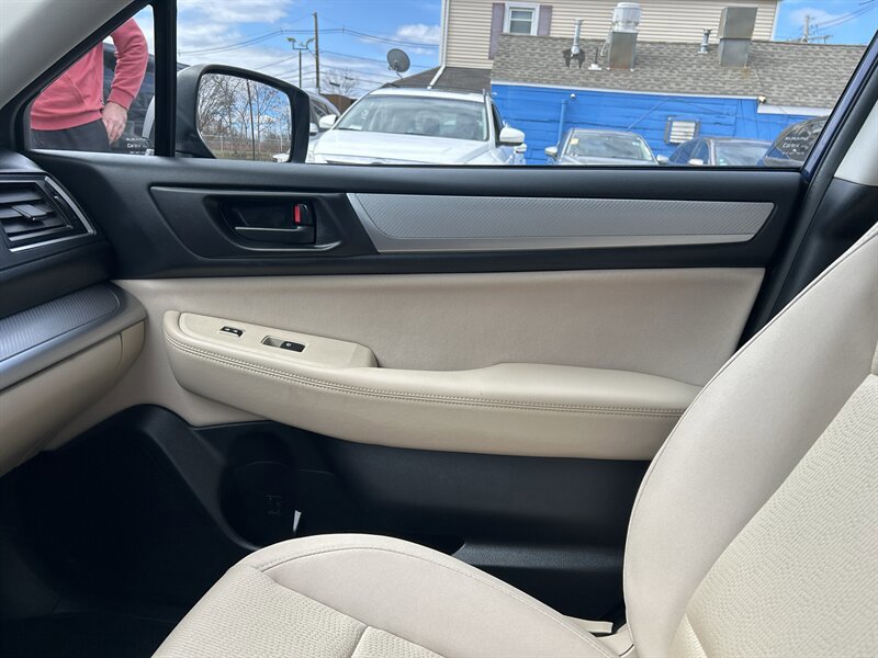 Used 2015 Subaru Legacy 2.5i image 12