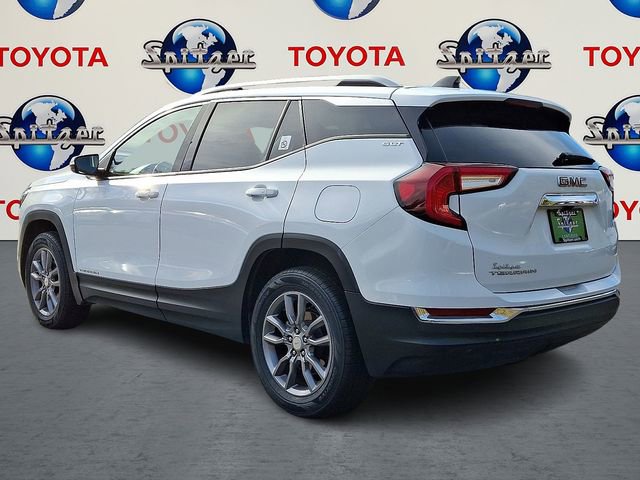 Used 2024 GMC Terrain SLT image 7