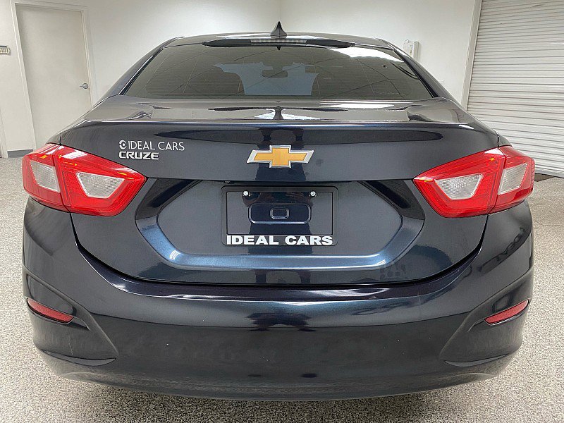 Used 2016 Chevrolet Cruze LS image 6