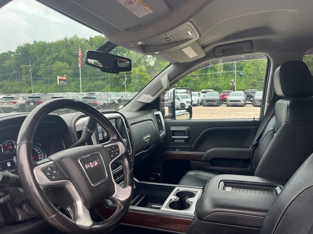 Used 2018 GMC Sierra 2500 SLT w/ Duramax Plus Package AWD/4WD image 20