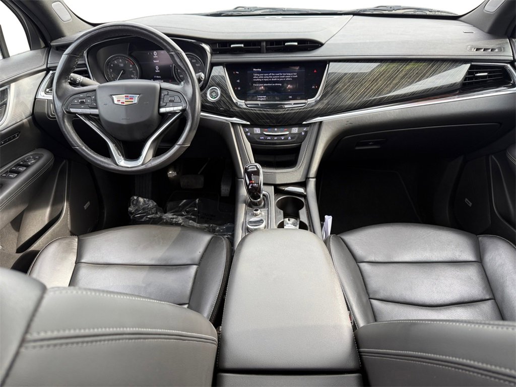 Used 2022 Cadillac XT6 Premium Luxury w/ Technology Package image 12