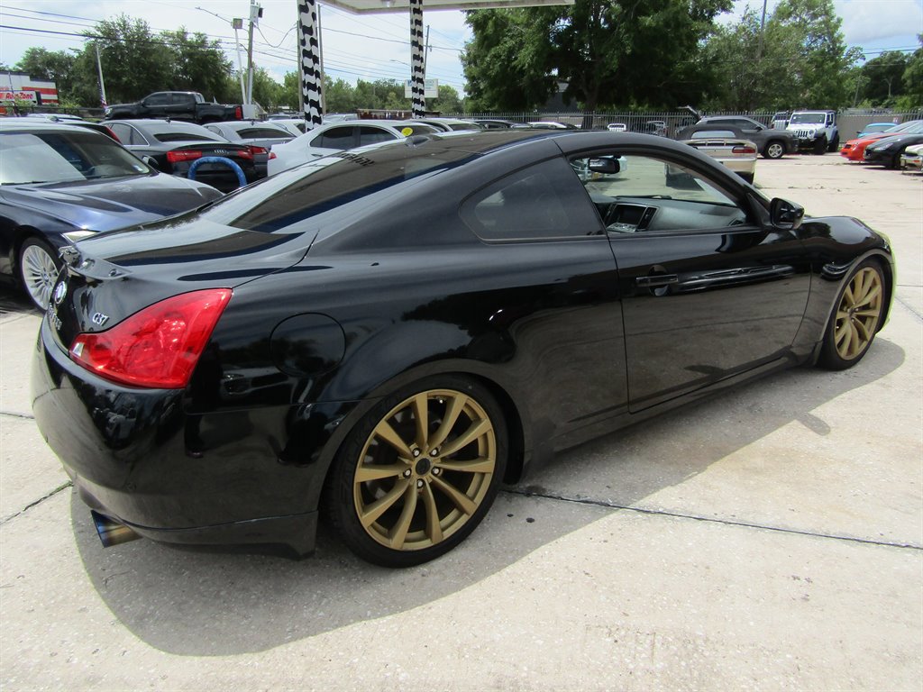 Used 2010 INFINITI G37 Journey w/ Premium Pkg image 4