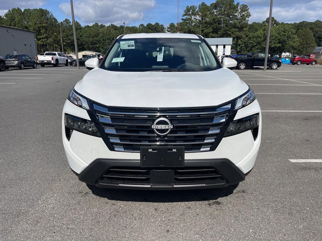 New 2026 Nissan Rogue SV image 3