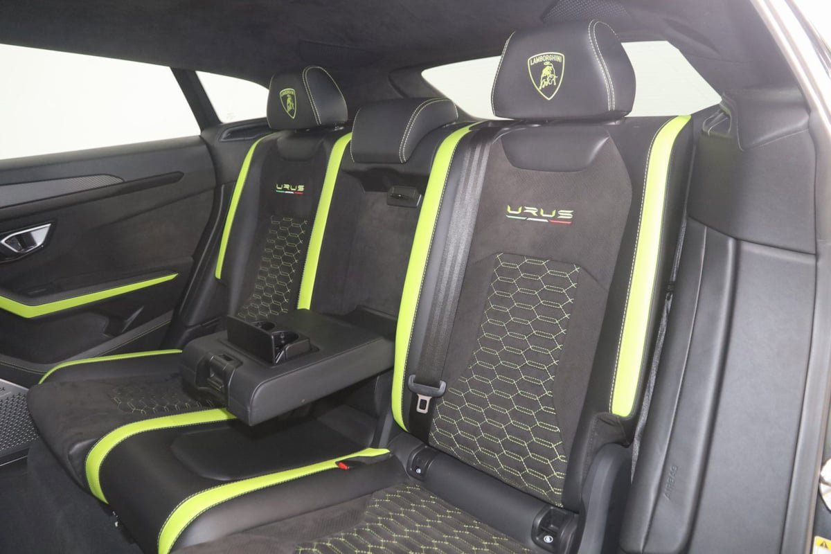 Used 2022 Lamborghini Urus AWD/4WD image 84