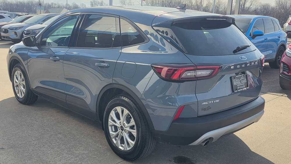 Used 2025 Ford Escape Active image 6